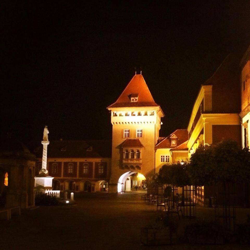 شقة Modern Medival Kőszeg المظهر الخارجي الصورة