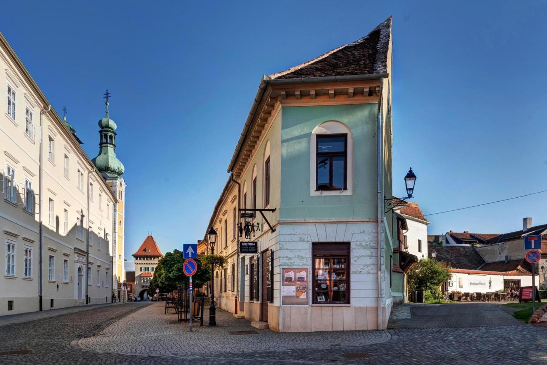 شقة Modern Medival Kőszeg المظهر الخارجي الصورة